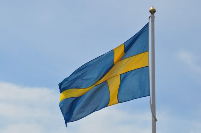 Nu öppnar sommarcaféet och uteaktiviteterna!